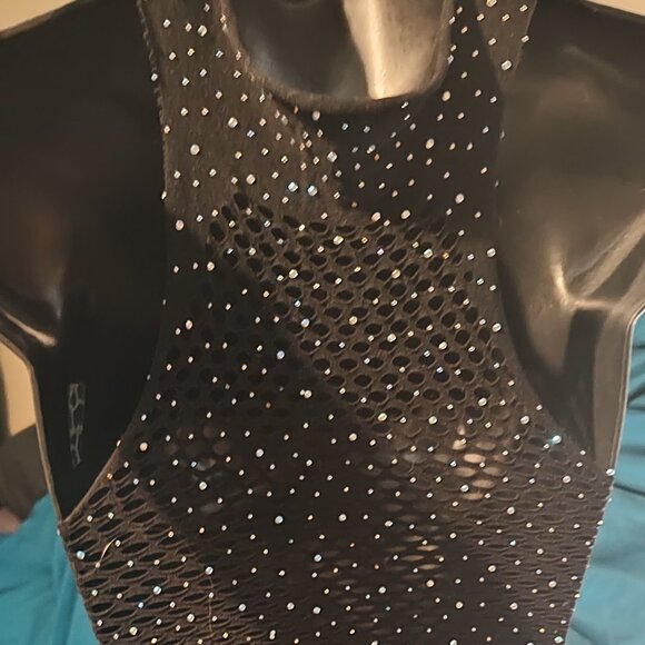 4 piece Fishnet skirt top & gloves set NEW - Picture 5 of 15